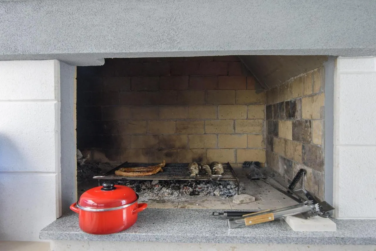 Privatunterkunft Apartmani Manuela Okrug Gornji