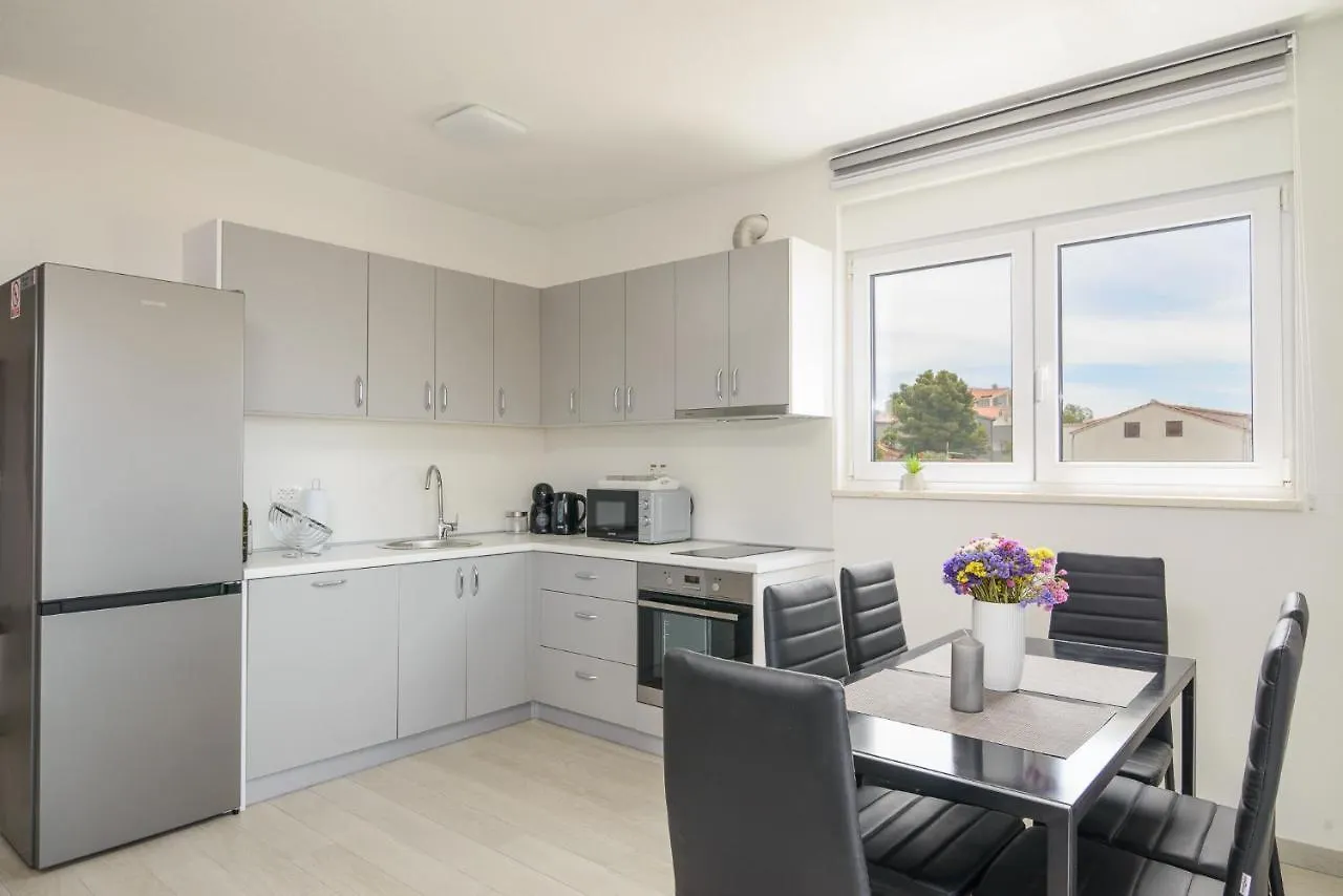 Apartmani Manuela Okrug Gornji